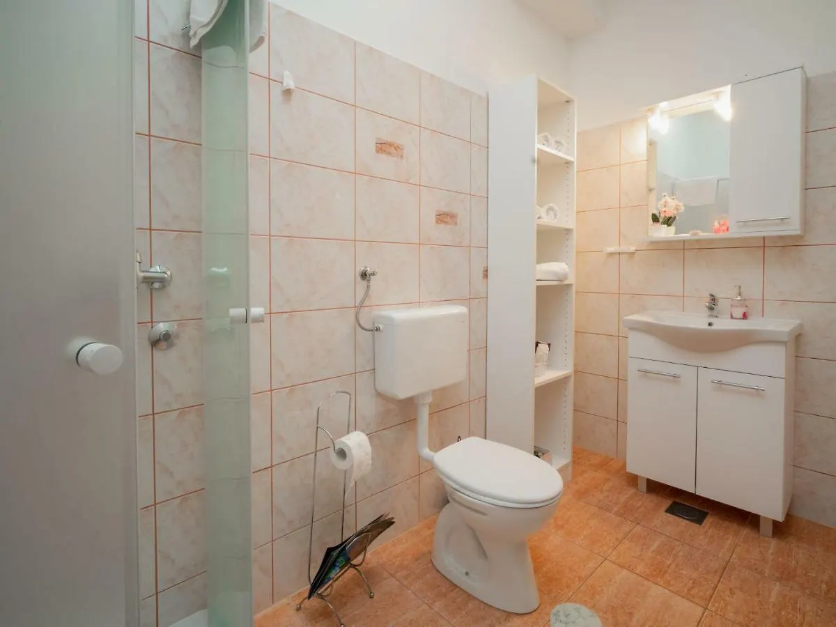 Apartment Daria By Interhome