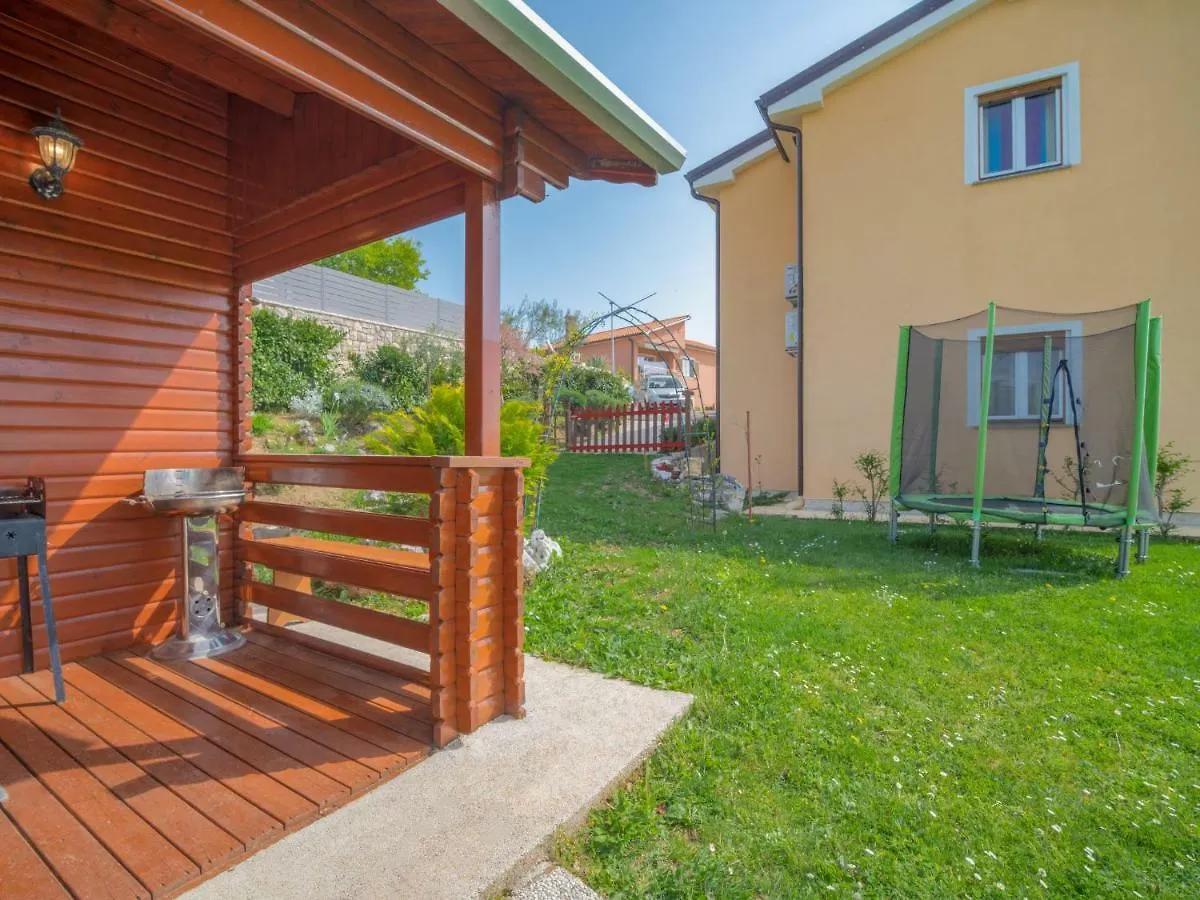 Apartment Daria By Interhome